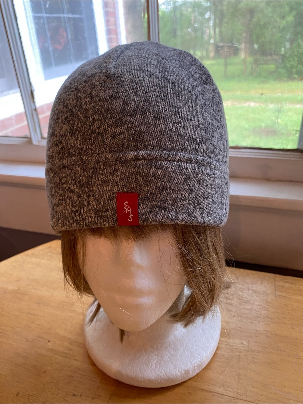 V! Eastern Mountain Sports polyester Gray Beanie Hat like new